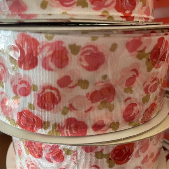 FLORAL RIBBON. Gorgeous Lion Ribbon 13 Rolls 1.5” x 25’ - Picture 2 of 7